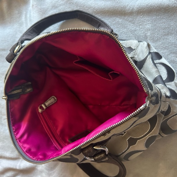 COACH Poppy Signature Tote Shoulder Bag - Picture 5 of 5